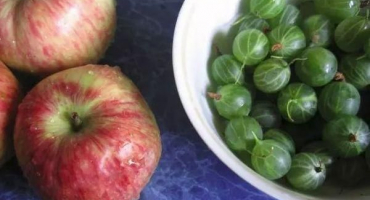 Top 6 vynikajících receptů na zimu z angreštových a jablečných marmelád